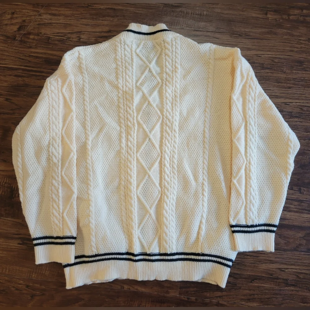 Star Patch Cardigan - Picture 3 of 7